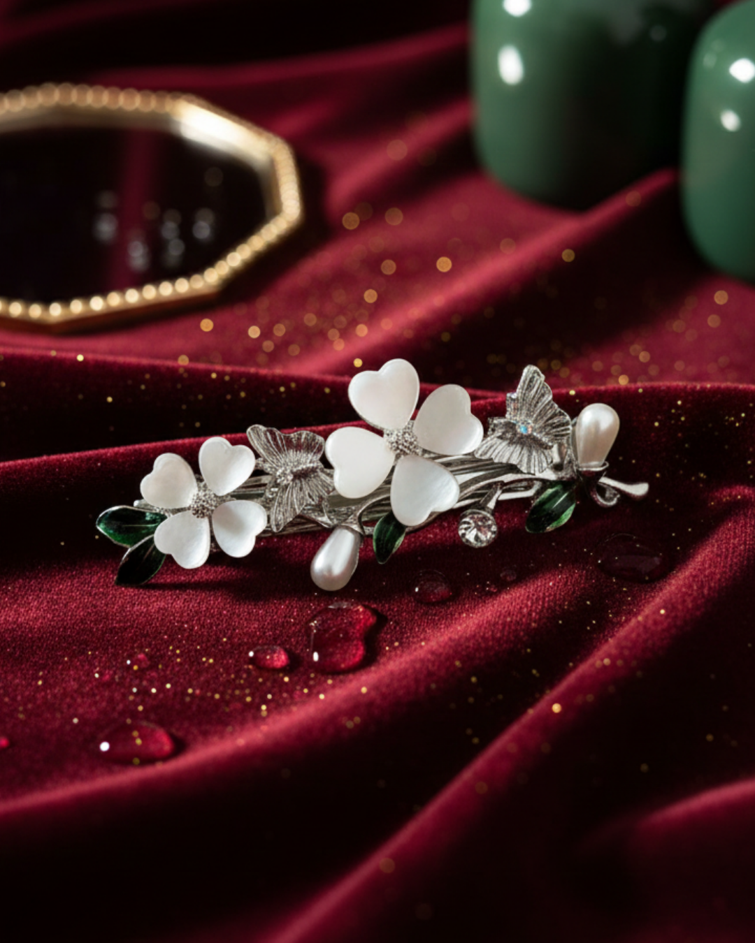 Noir Cloud Aesthetic Clip