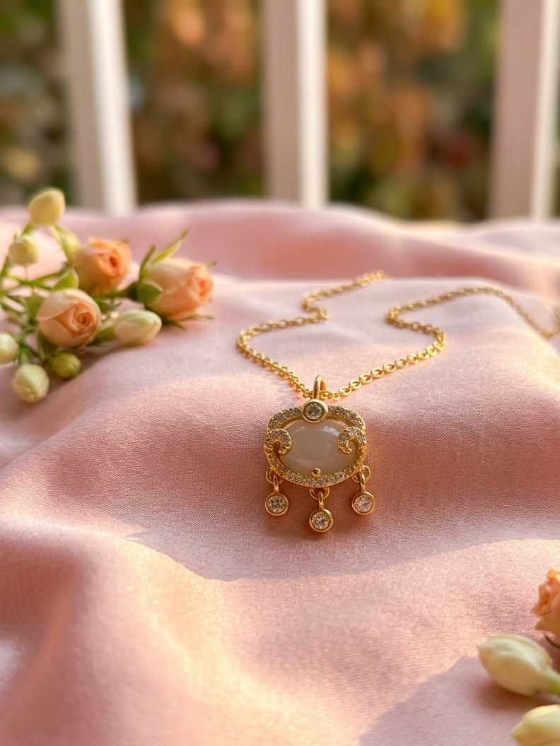 Elegant Anti-Tarnish Gold Plated Crystal Charm Heart Pendant Necklace