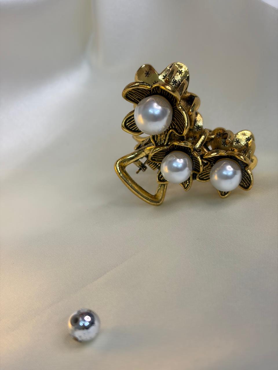 Antique Rose Gold Floral Pearl Hair Claw