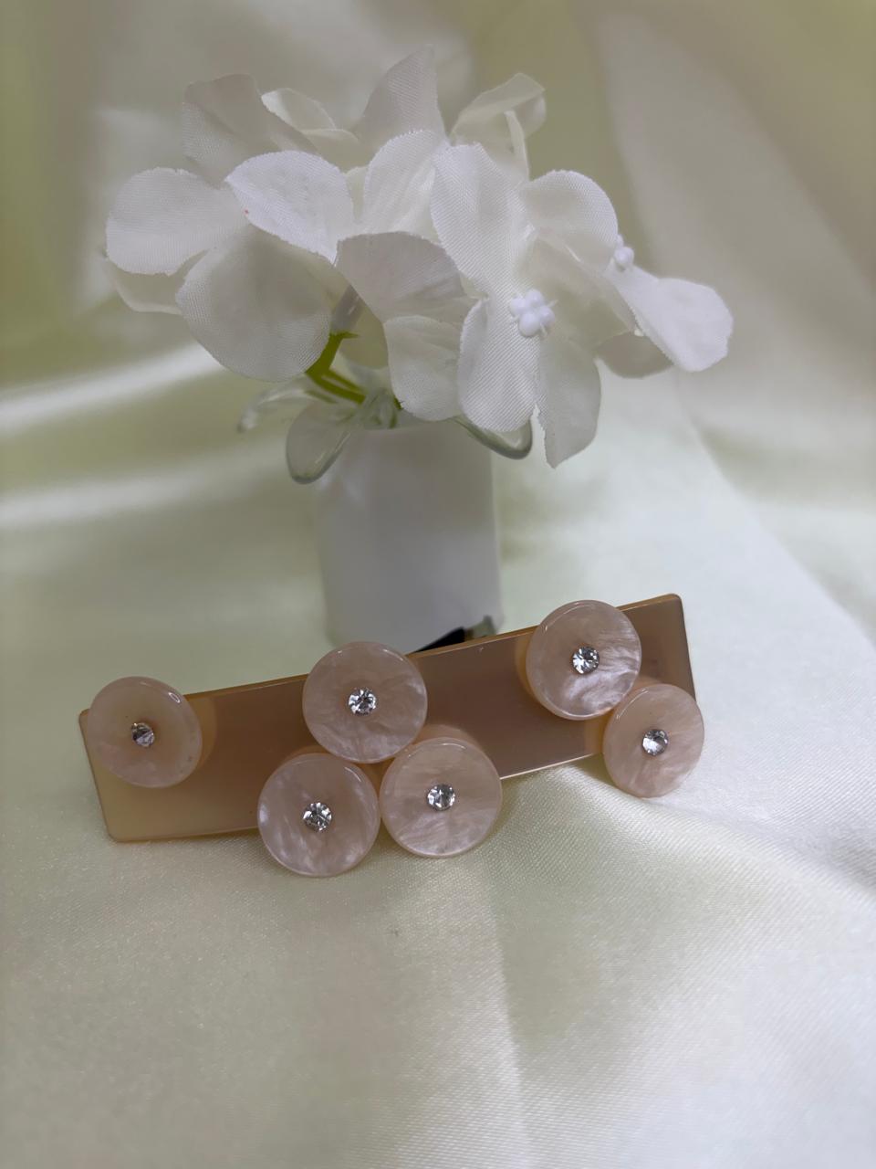 Crystal Enamel Leaf Clip