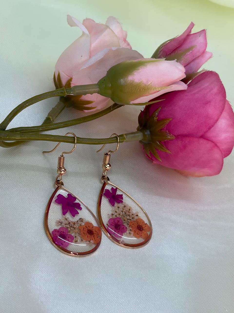 Rimmed Botanical Dangle Jewelry