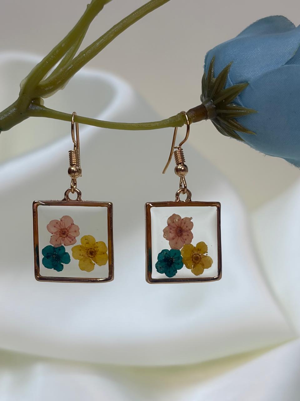 Real Pressed Multi-Color Blooms Dangler