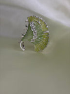 Elegant Metal Leaf Hair Clutcher