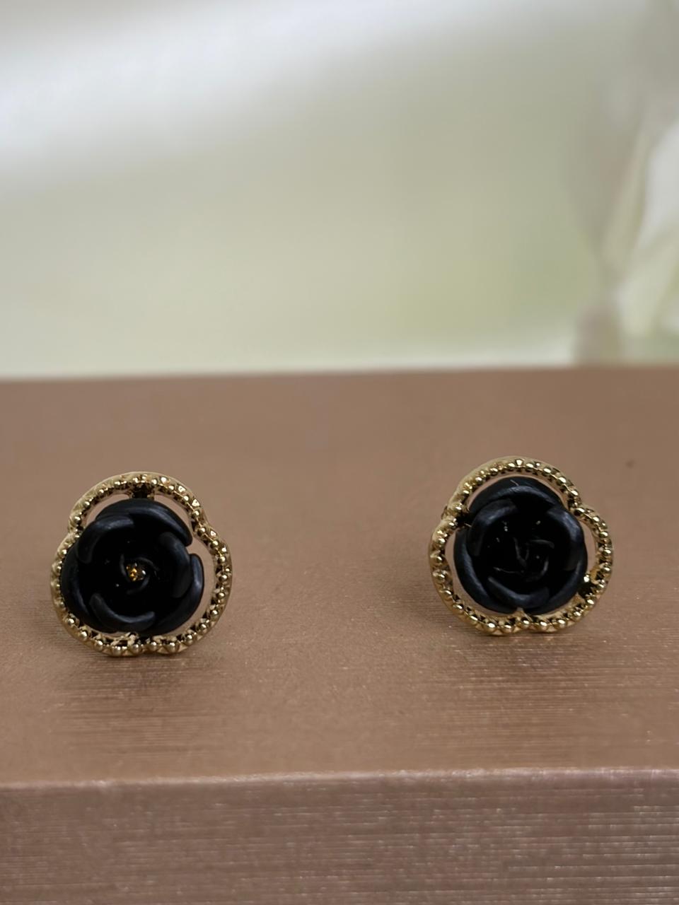 Rose-Themed Resin Stud Earring