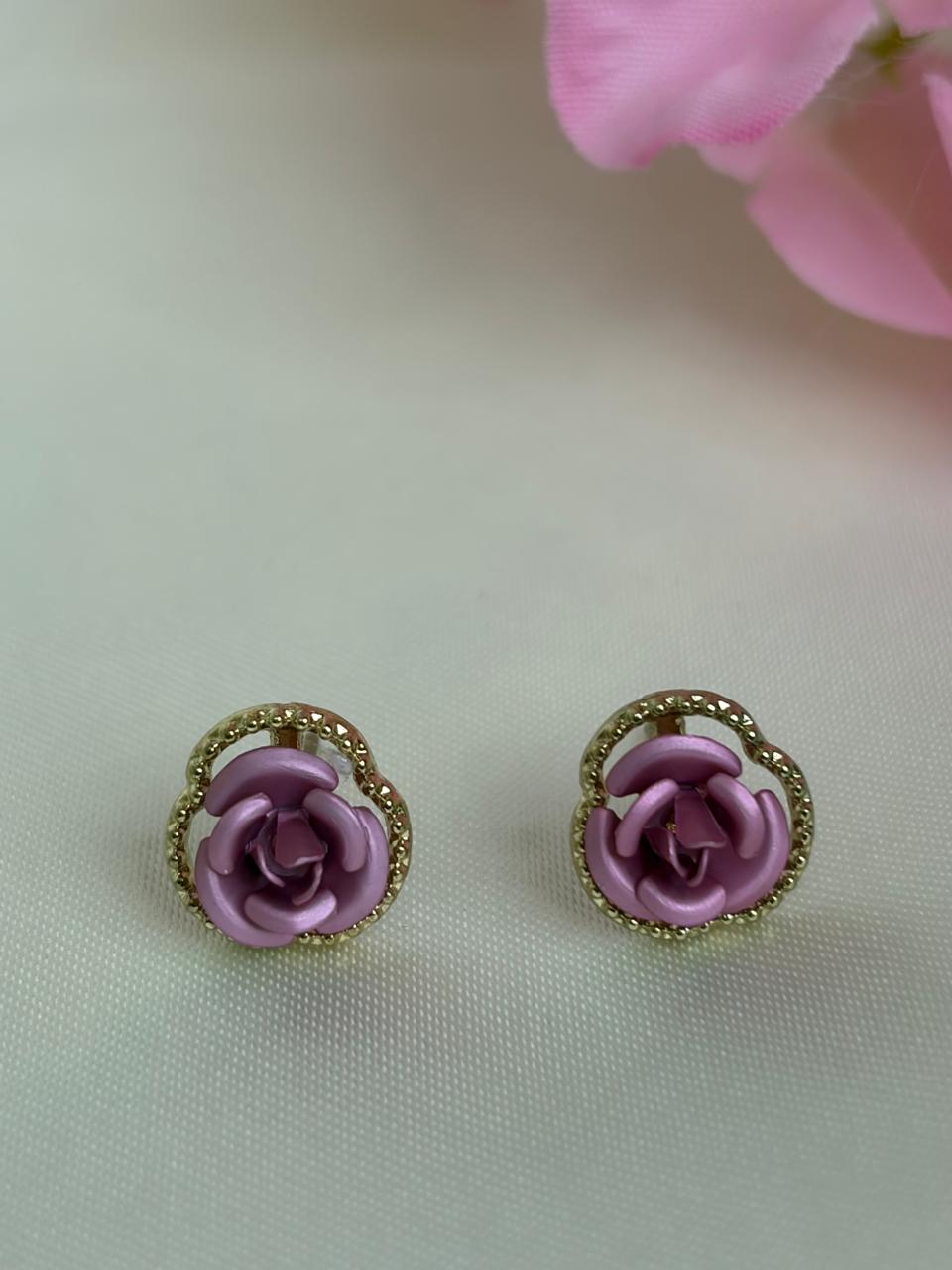 Rose-Themed Resin Stud Earring