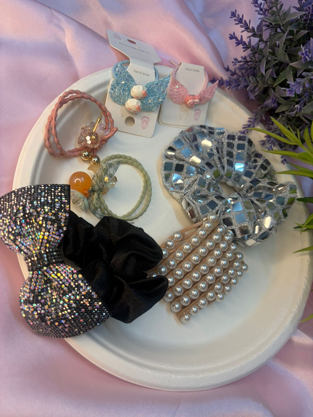 Premium Hair Scrunchies & Clips Gift Set