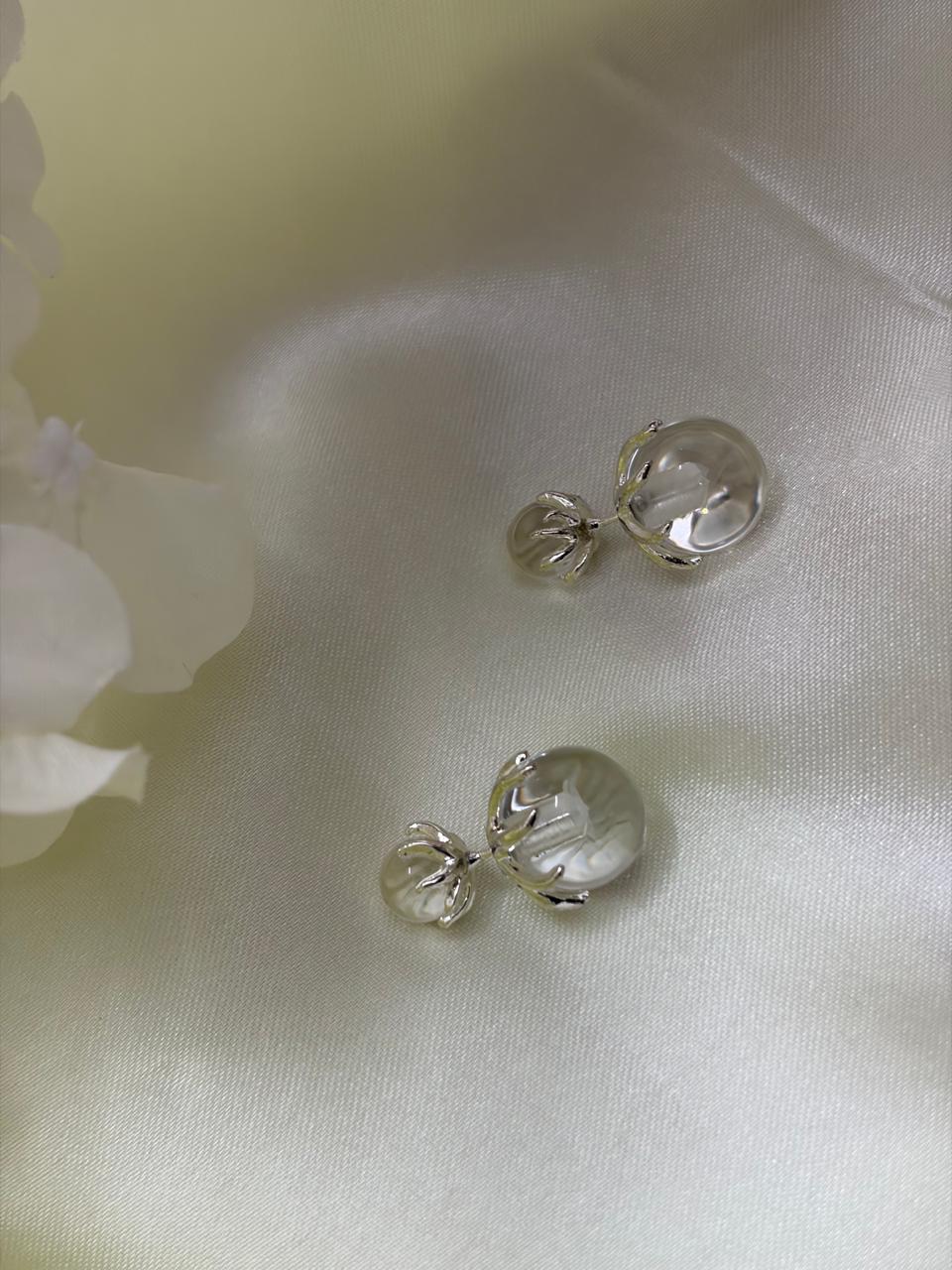 Dual-Orb Crystal Studs