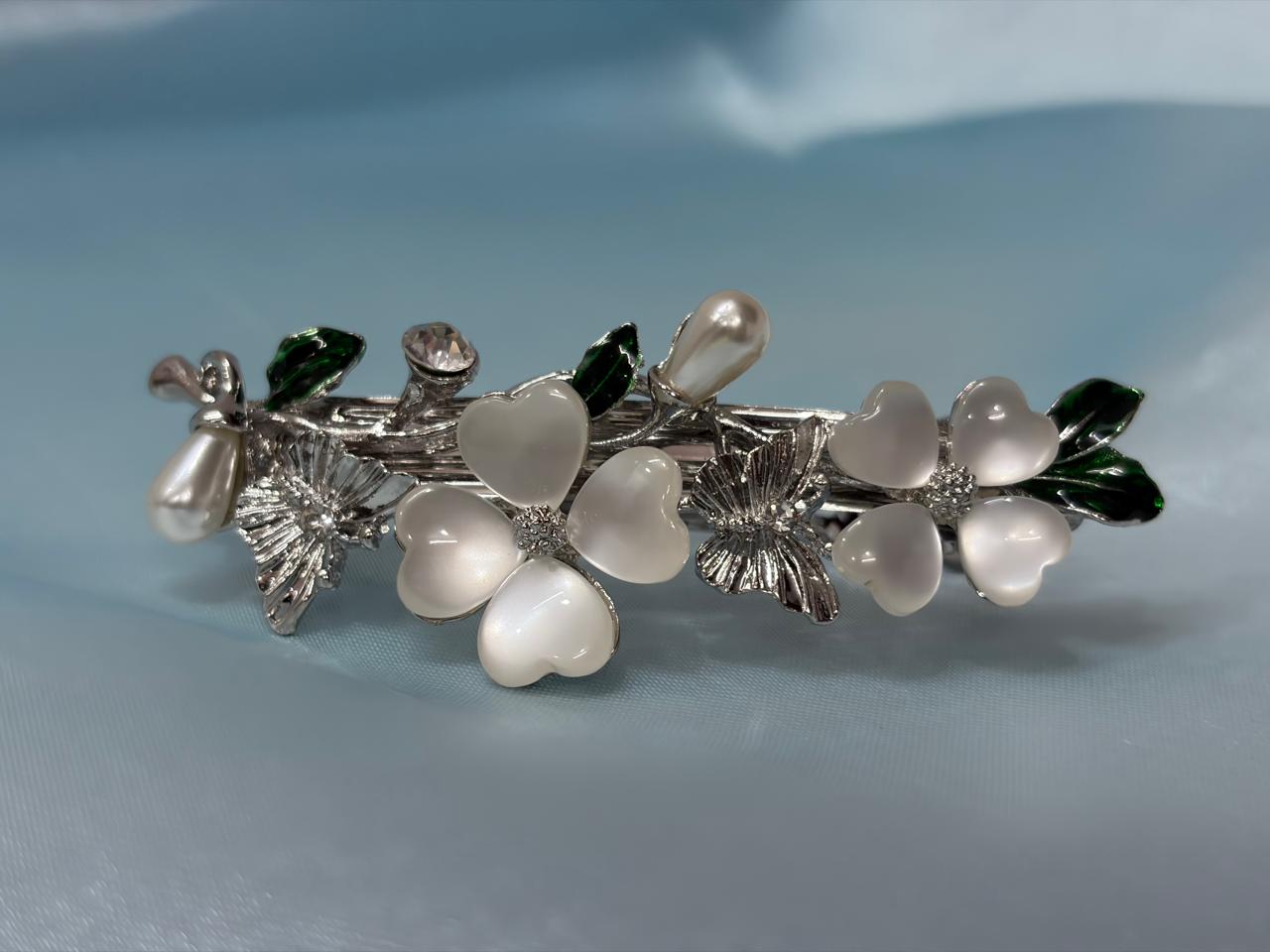 Noir Cloud Aesthetic Clip