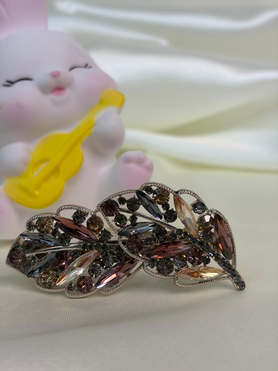 Golden Whisper Hair Clip