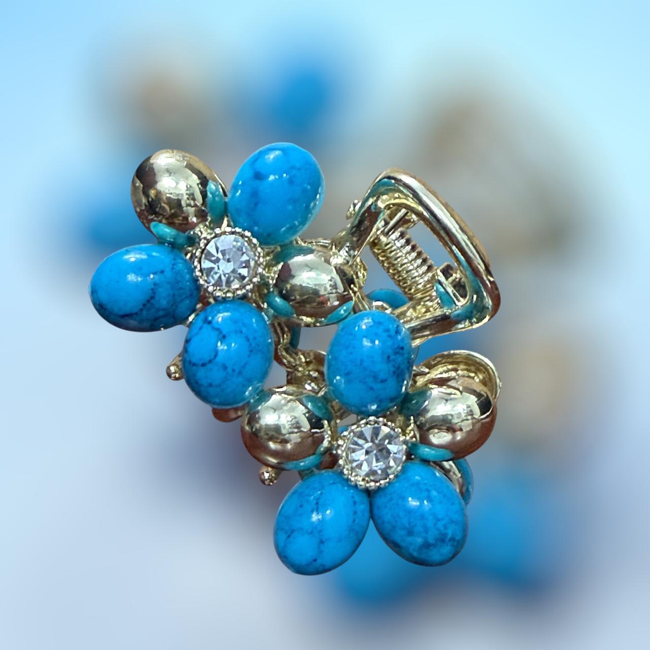 Ivory Mist Aesthetic Claw